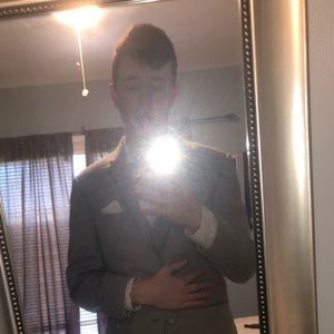 Meet your Posher, Zach